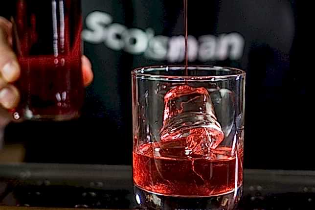 Scotsman Supercube Cocktail